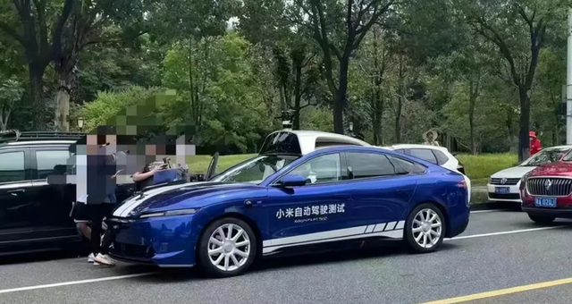 小米自动驾驶测试汽车